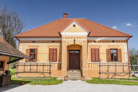 Domanjševska domačija 1